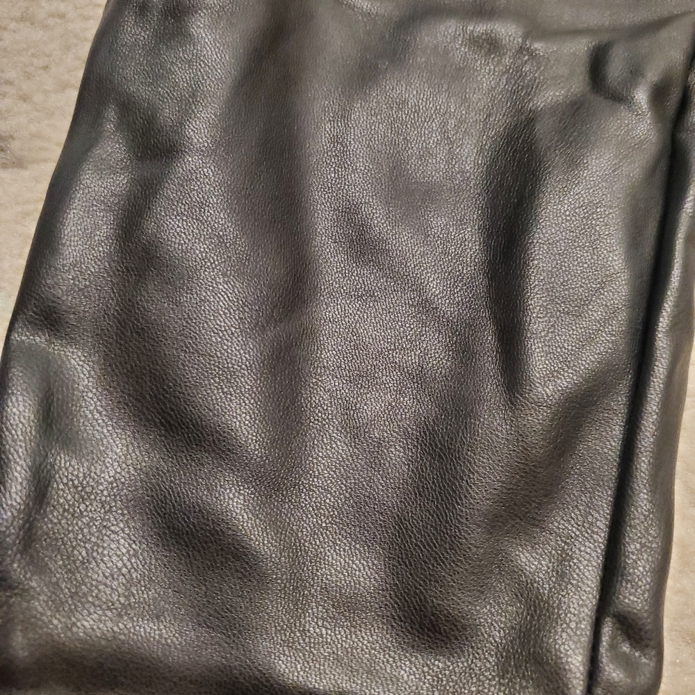 Leather Soft Black Leggings - Picture 7 of 9